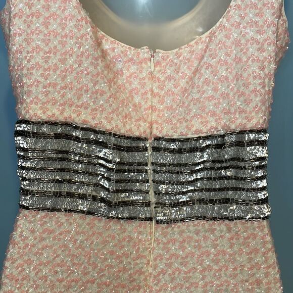 Badgley Mischka Sequin Beaded Sleeveless Mini Sheath Cocktail Dress - Picture 10 of 16